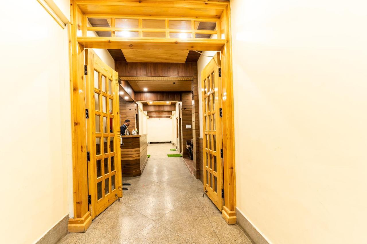 Hotel Woodland ไนนิตาล ภายนอก รูปภาพ