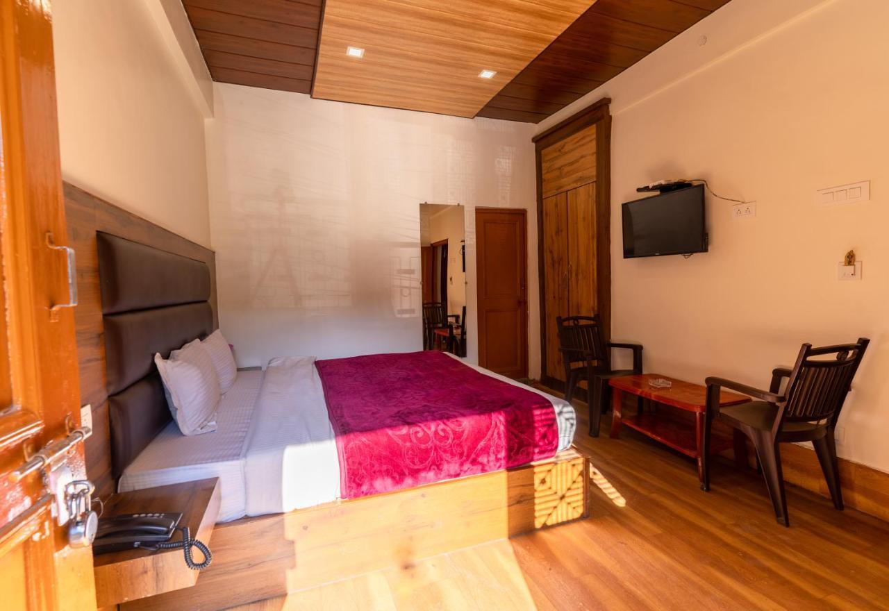 Hotel Woodland ไนนิตาล ภายนอก รูปภาพ