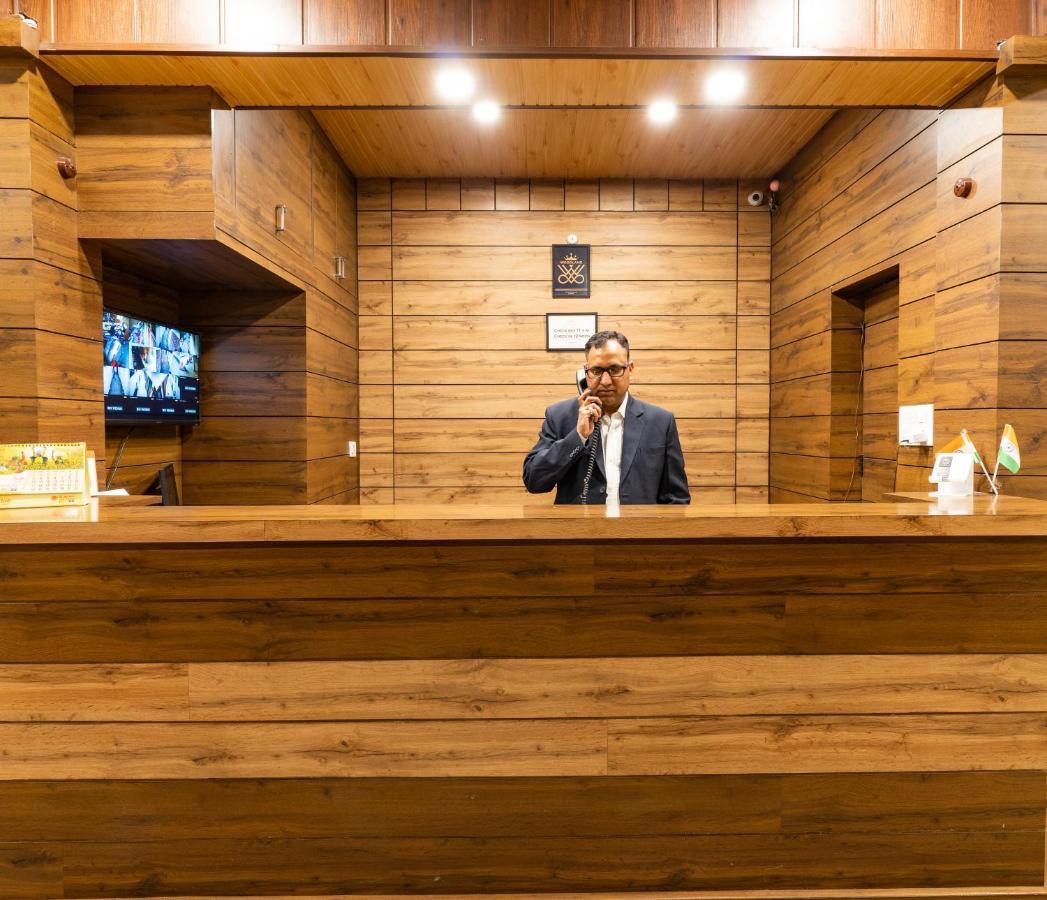 Hotel Woodland ไนนิตาล ภายนอก รูปภาพ