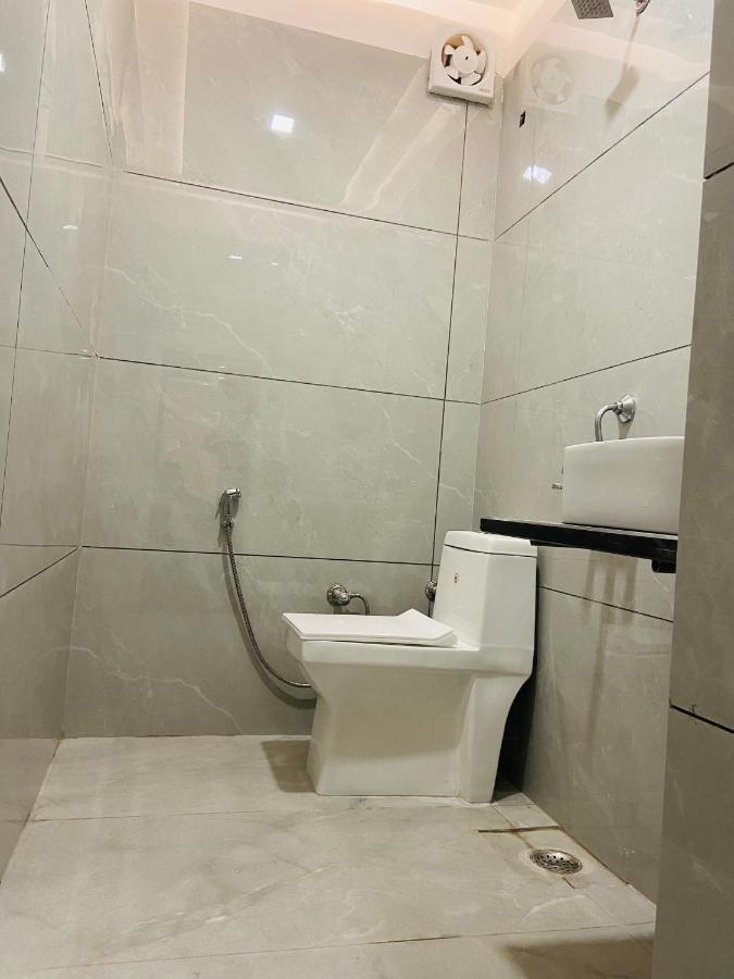 Hotel Woodland ไนนิตาล ภายนอก รูปภาพ