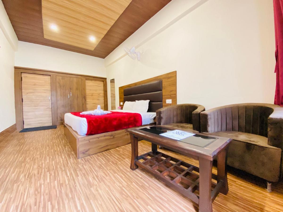 Hotel Woodland ไนนิตาล ภายนอก รูปภาพ